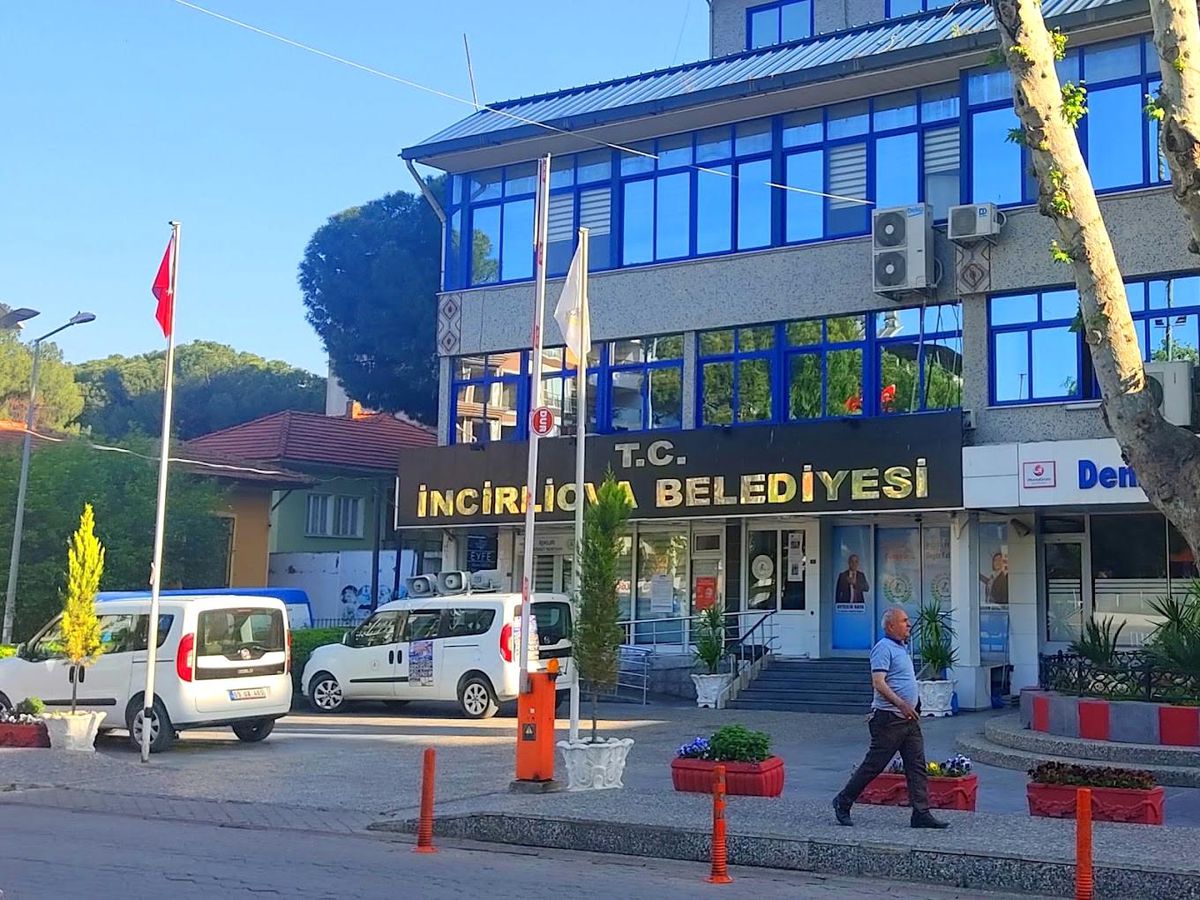 İncirliova Belediyesi\'nden cenaze duyuruları ve acil durum bildirimleri