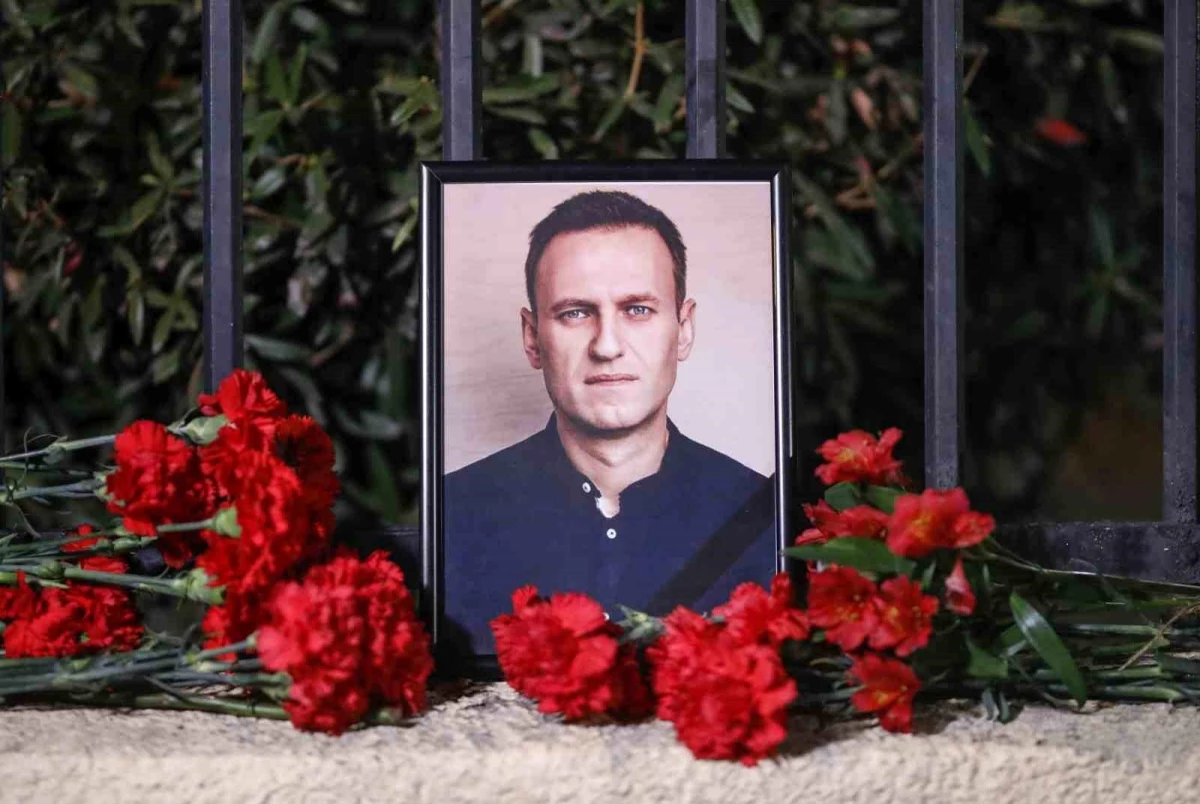İngiltere, Navalny\'nin ölümünden sorumlu 6 Rus yetkiliye yaptırım uygulayacak