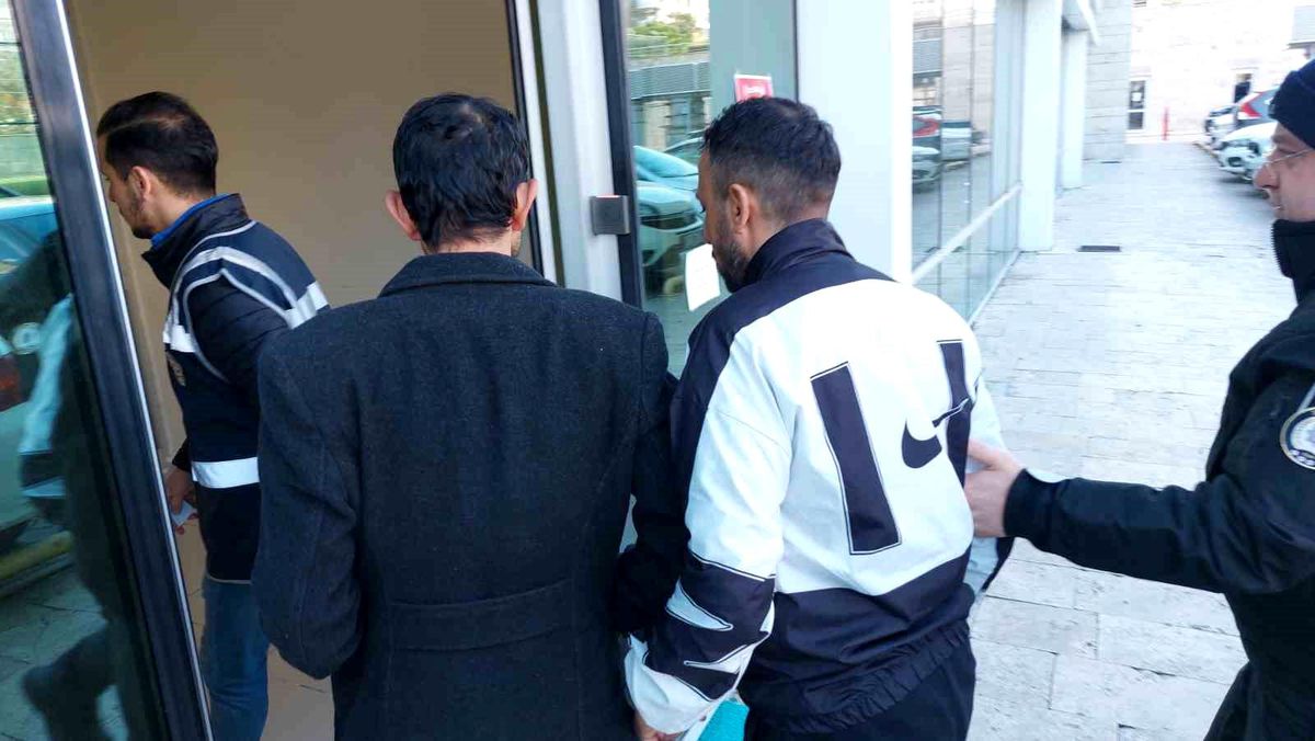 Samsun\'da Karayolları Asfalt Üretim Tesisinden ve bir inşaattan hırsızlık yapan 4 kişi yakalandı