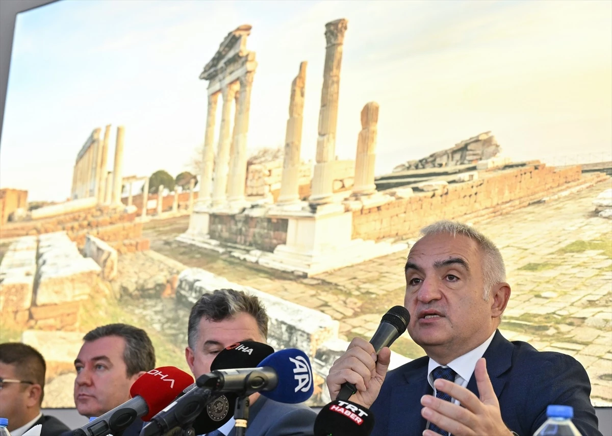 Kültür ve Turizm Bakanı Mehmet Nuri Ersoy, turistin 81 ile yayılmasını hedefliyor