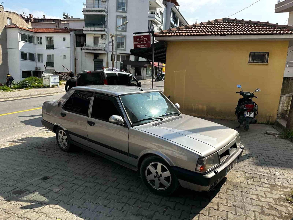 Muğla\'da otomobil çarptığı çocuk yaralandı