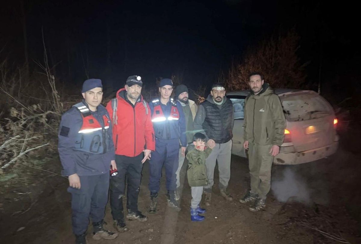 Kırklareli\'de kaybolan 4 kişi kamp yapmak için geldikleri yerde bulundu