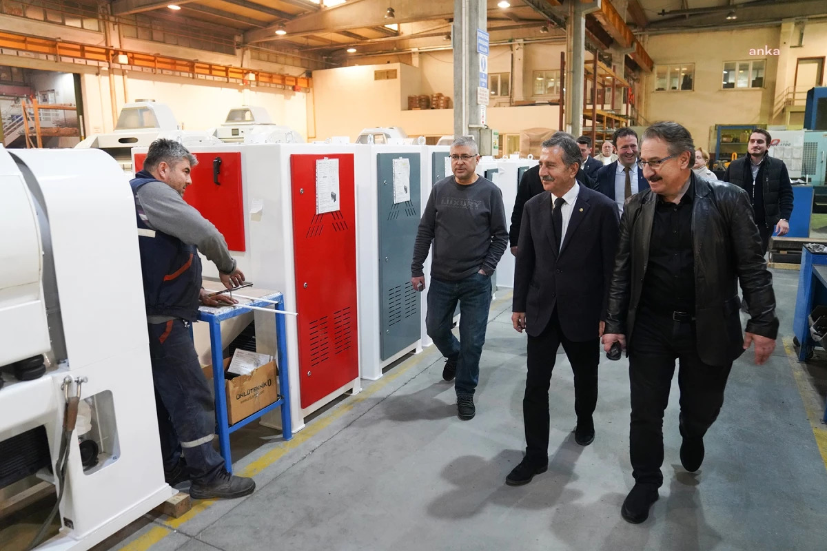 Tepebaşı Belediye Başkanı Ahmet Ataç, Eskişehir\'deki Fabrikaları Ziyaret Etti