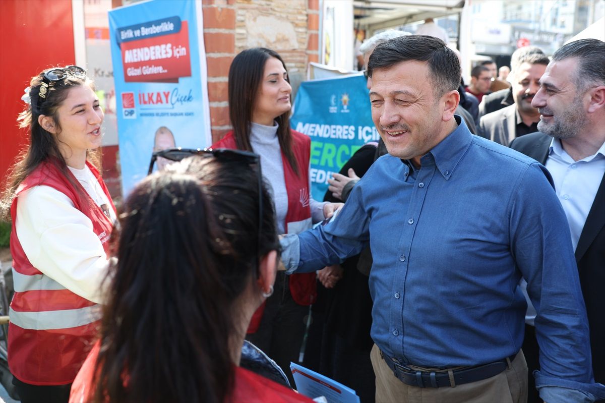 AK Parti İzmir Büyükşehir Belediye Başkan adayı Hamza Dağ, İTOB Organize Sanayi Bölgesi ve pazar yerini ziyaret etti