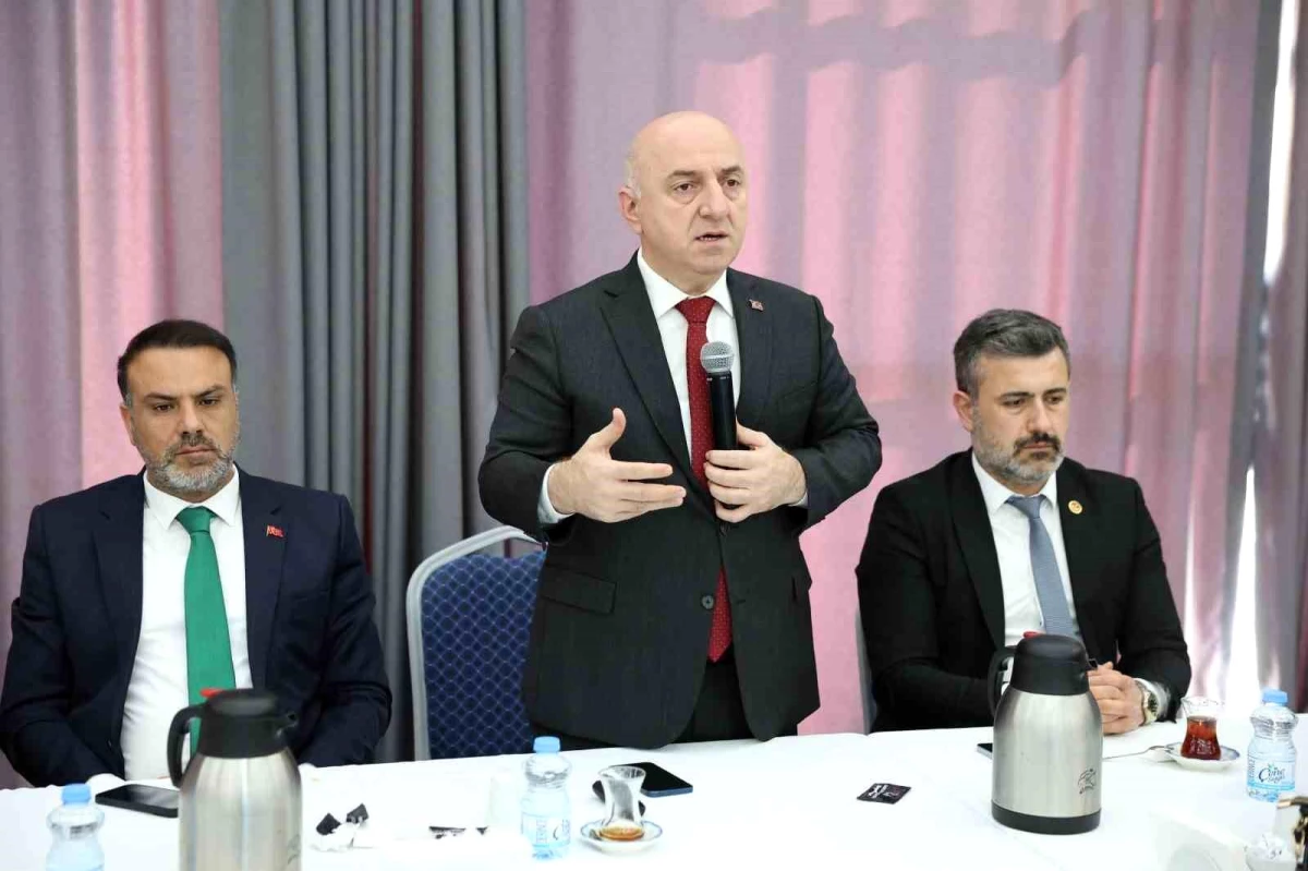 Darıca Belediye Başkanı ve Cumhur İttifakı Meclis Üyesi Adayları İstişare Toplantısında Buluştu