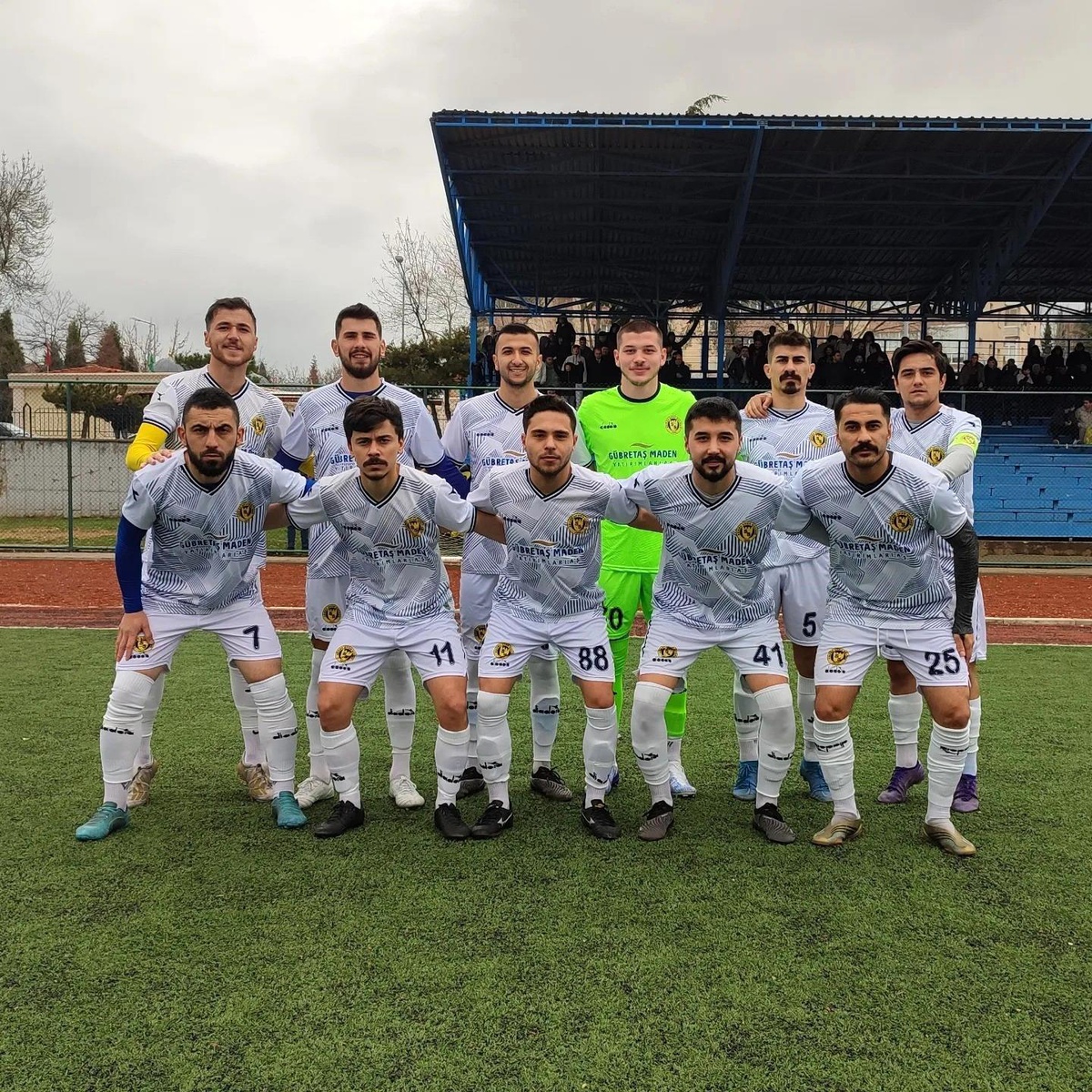 Bilecik 1. Amatör Lig\'de Söğütspor ve 1308 Osmaneli Belediyespor liderliklerini sürdürdü