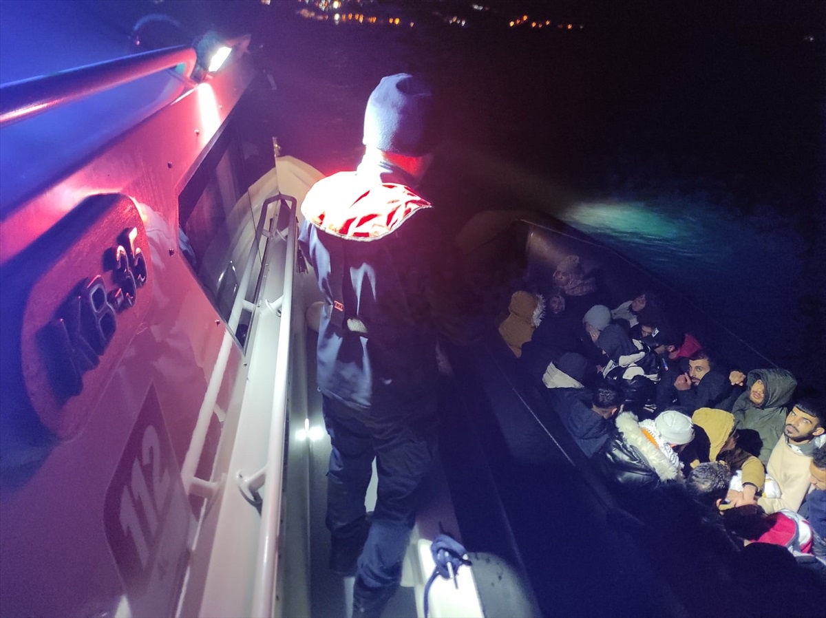 Muğla\'nın Bodrum ilçesinde 33 düzensiz göçmen yakalandı