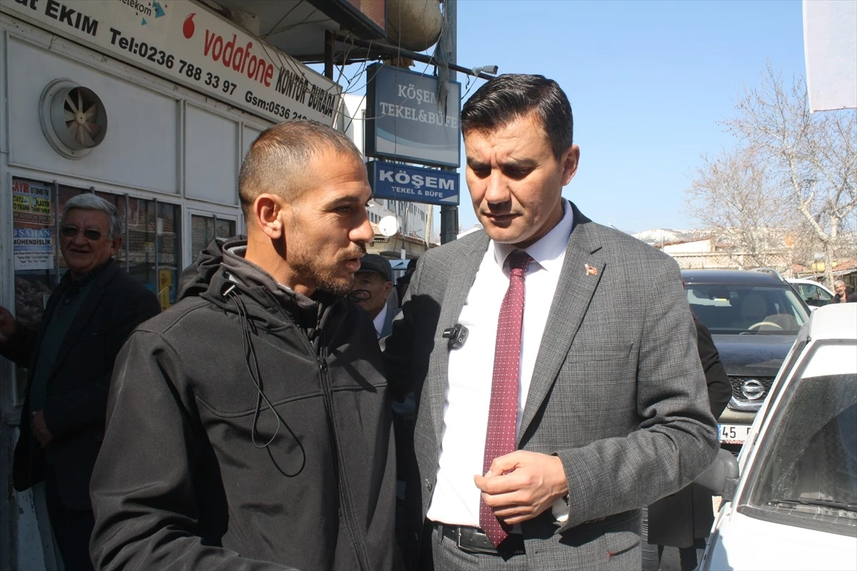 CHP Manisa Büyükşehir Belediye Başkan Adayı Ferdi Zeyrek, Selendi\'de Seçim Çalışmalarına Devam Ediyor