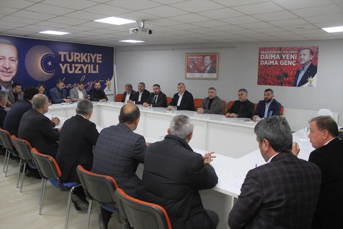 Cumhur İttifakı\'nın Derince Belediye Başkan Adayı İbrahim Şirin, Meclis Üyeleriyle Buluştu