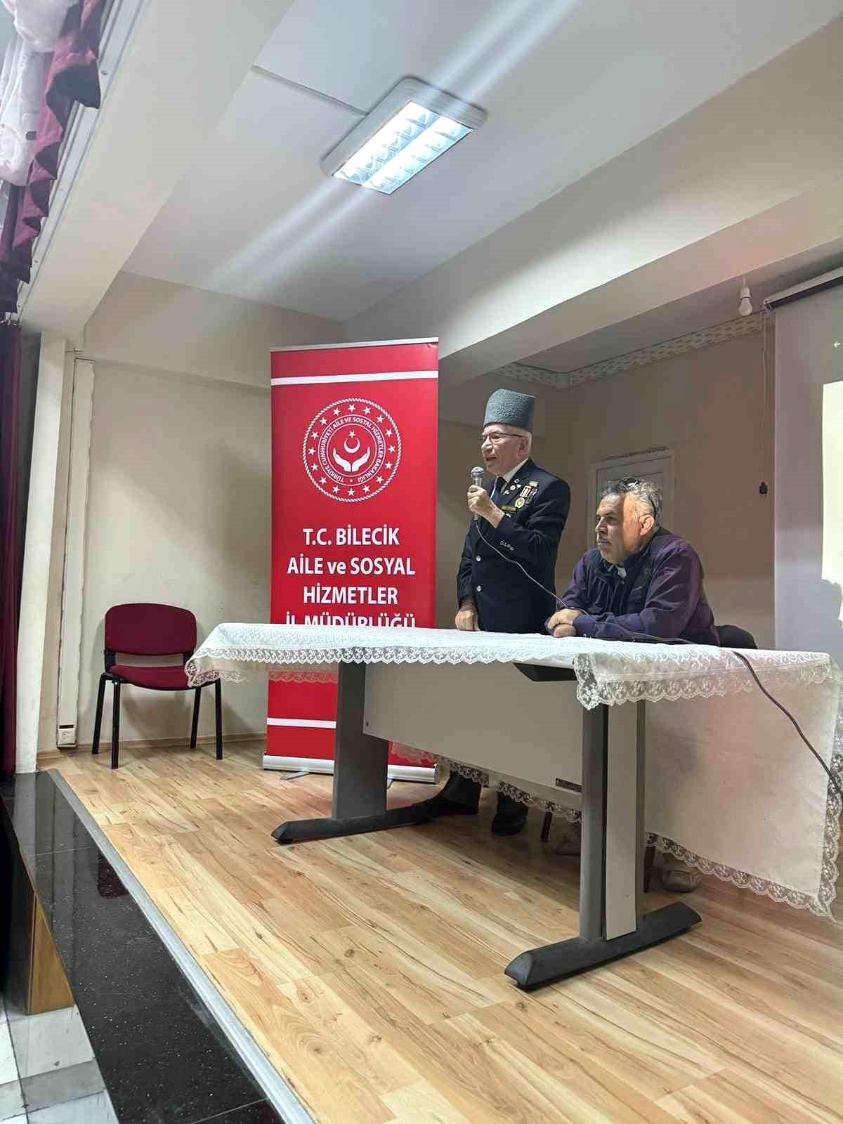 Bilecik\'te Gaziler ve Öğrenciler \'Vatan ve Kahraman Buluşmaları\' Etkinliğinde Bir Araya Geldi