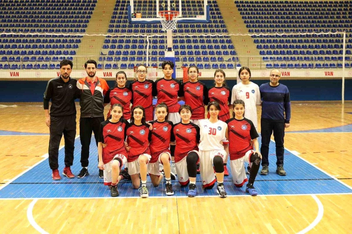 İpekyolu Belediyesi Spor Kulübü U16 Kızlar Bölge Şampiyonu