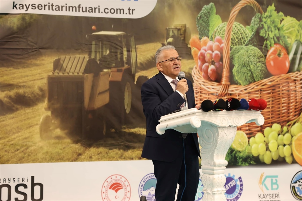 Kayseri Büyükşehir Belediyesi, çiftçilere verilecek nohut desteğini arttırdı