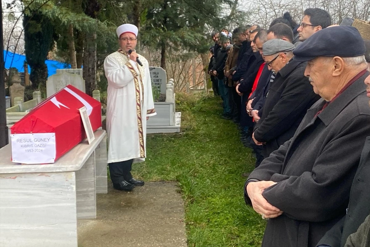 Kıbrıs Gazisi Resul Güney\'in cenazesi Ordu\'da defnedildi