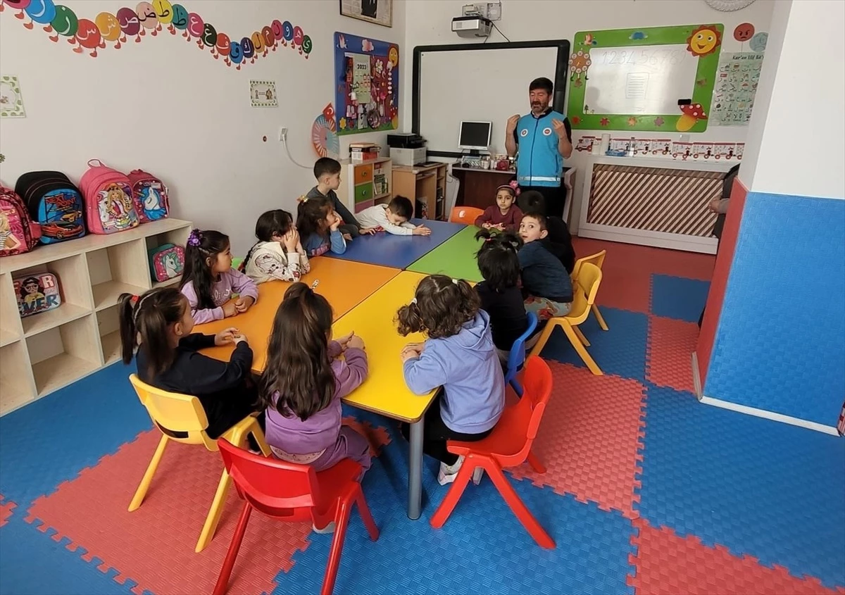 Kırşehir\'deki Kur\'an kursu öğrencileri Gazzeli çocuklara destek oldu