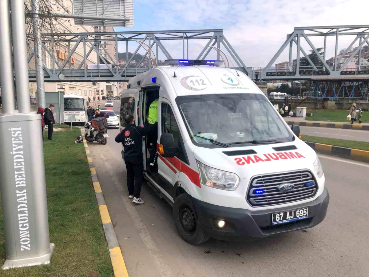 Zonguldak\'ta motokurye trafik kazasında yaralandı