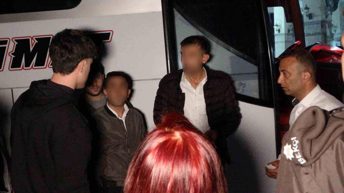 Alkollü otobüs şoförü yolcuları korkuttu