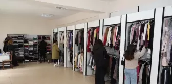TOGÜ Öğrenci Butiği İhtiyaç Sahibi Öğrencilere Ücretsiz Hizmet Sunuyor