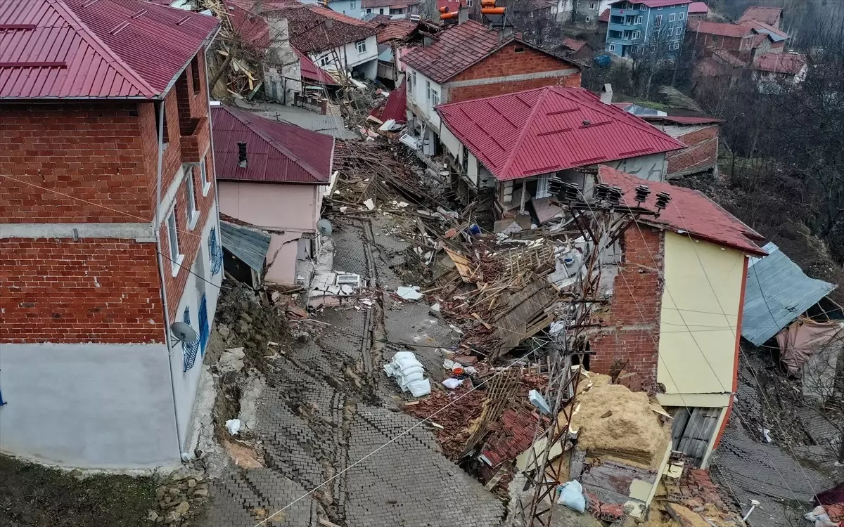 Tokat Valisi Numan Hatipoğlu, Günebakan köyünde inceleme yaptı