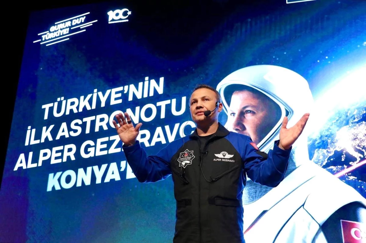 Sanayi ve Teknoloji Bakanı ve Türkiye\'nin İlk Astronotu Selçuk Üniversitesi\'nde Öğrencilerle Buluştu