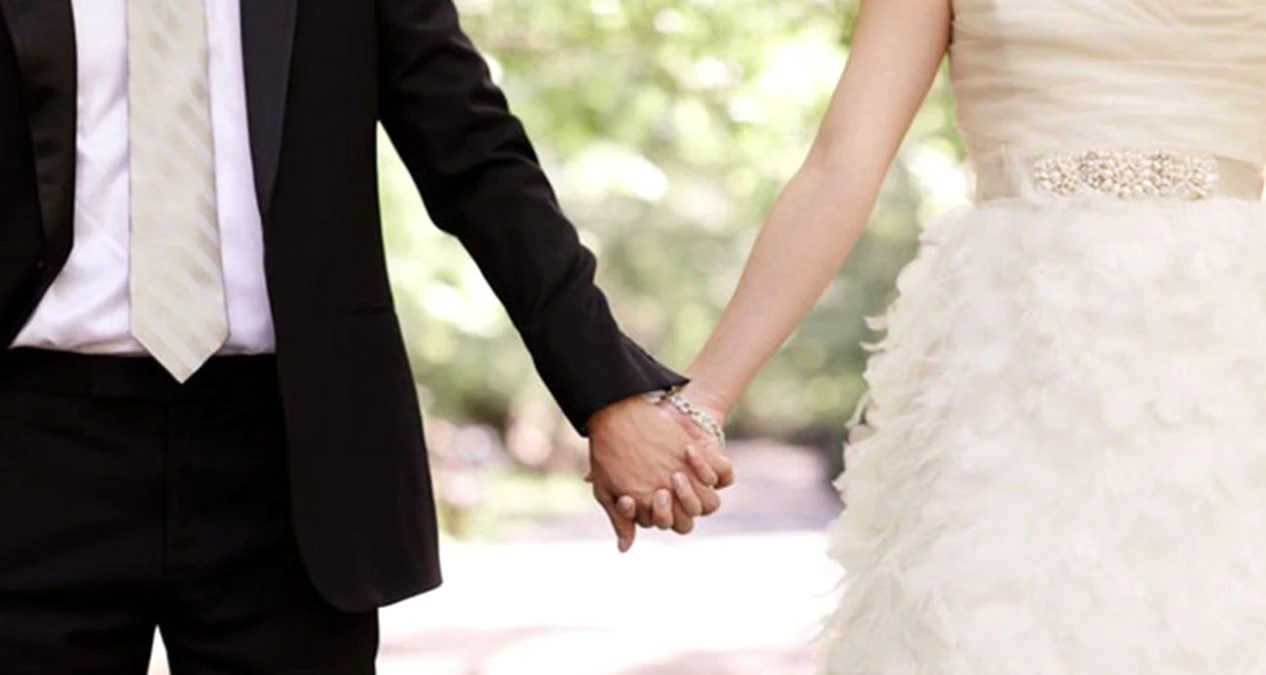 Uşak\'ta 2023 Yılında Evlenen Çiftlerin Sayısı 2 Bin 644, Boşanan Çiftlerin Sayısı 975