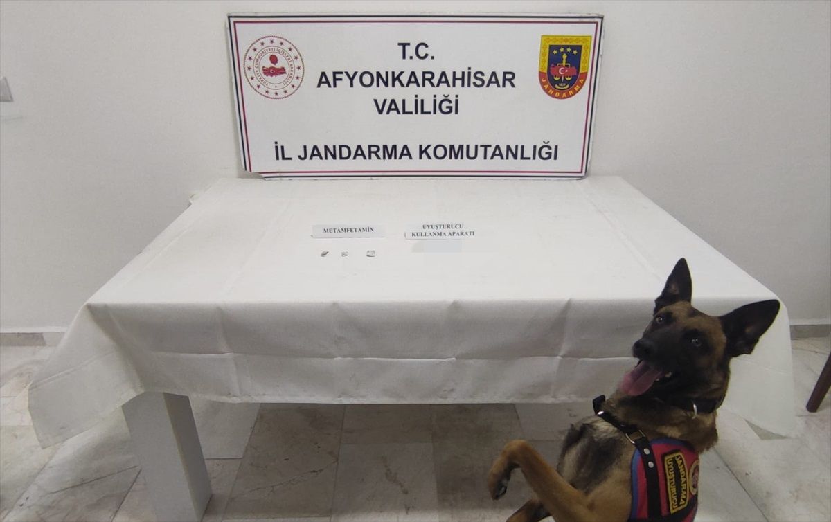 Afyonkarahisar\'da Hükümlü Yakalandı, Uyuşturucu Operasyonu Gerçekleştirildi