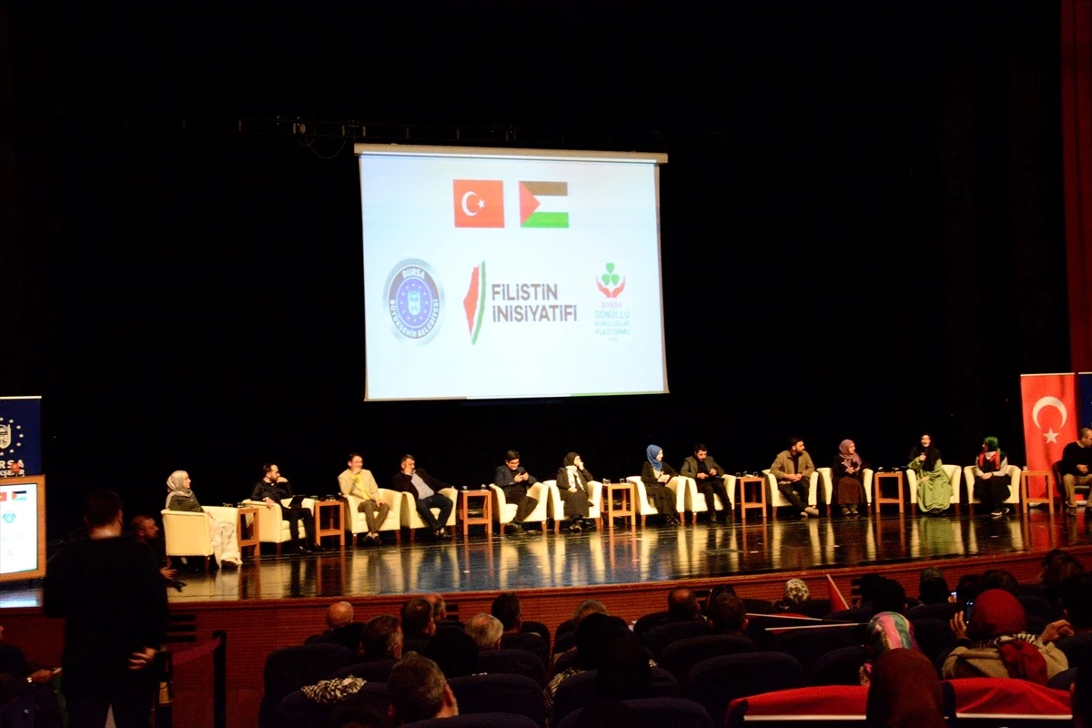 Bursa Büyükşehir Belediyesi, Filistin İnisiyatifi ve Bursa Gönüllü Kuruluşlar Platformu işbirliğiyle \'Bitmeyen Ödevimiz Gazze\' paneli düzenlendi