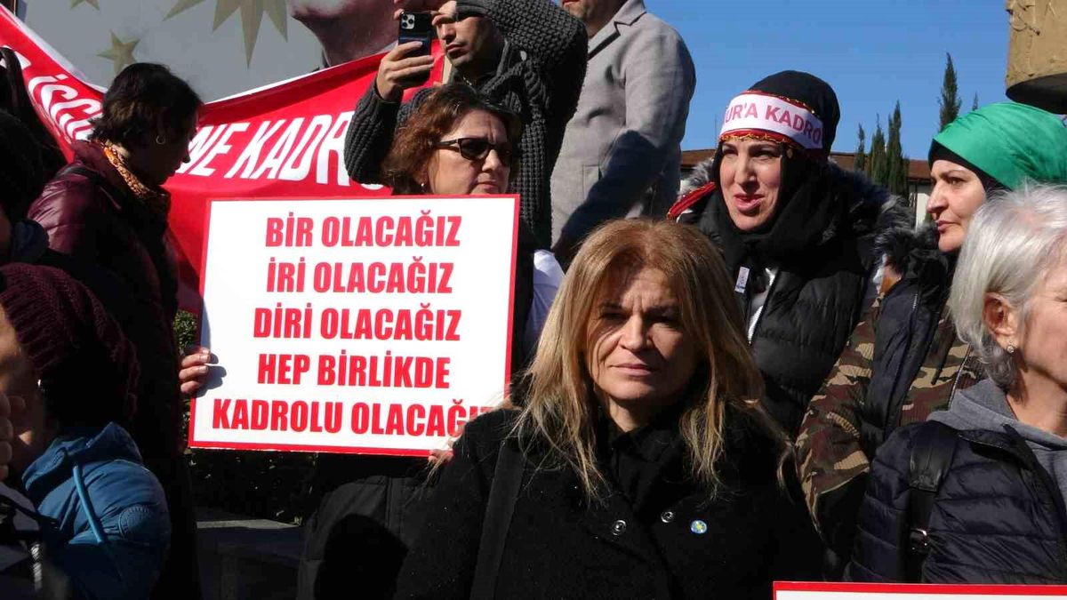 ÇAYKUR\'da mevsimlik işçiler kadro taleplerini dile getirdi