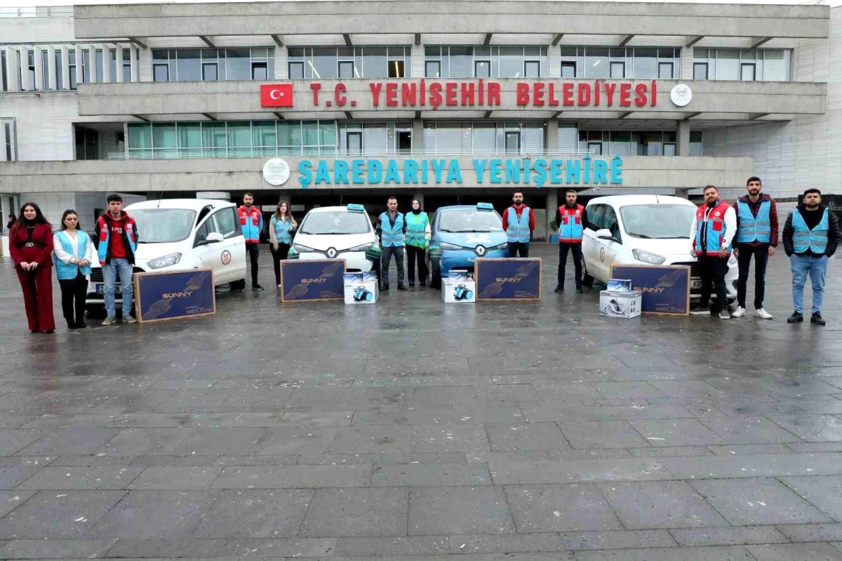 Diyarbakır\'da 2 Bin İhtiyaç Sahibi Kadına Beyaz Eşya Yardımı