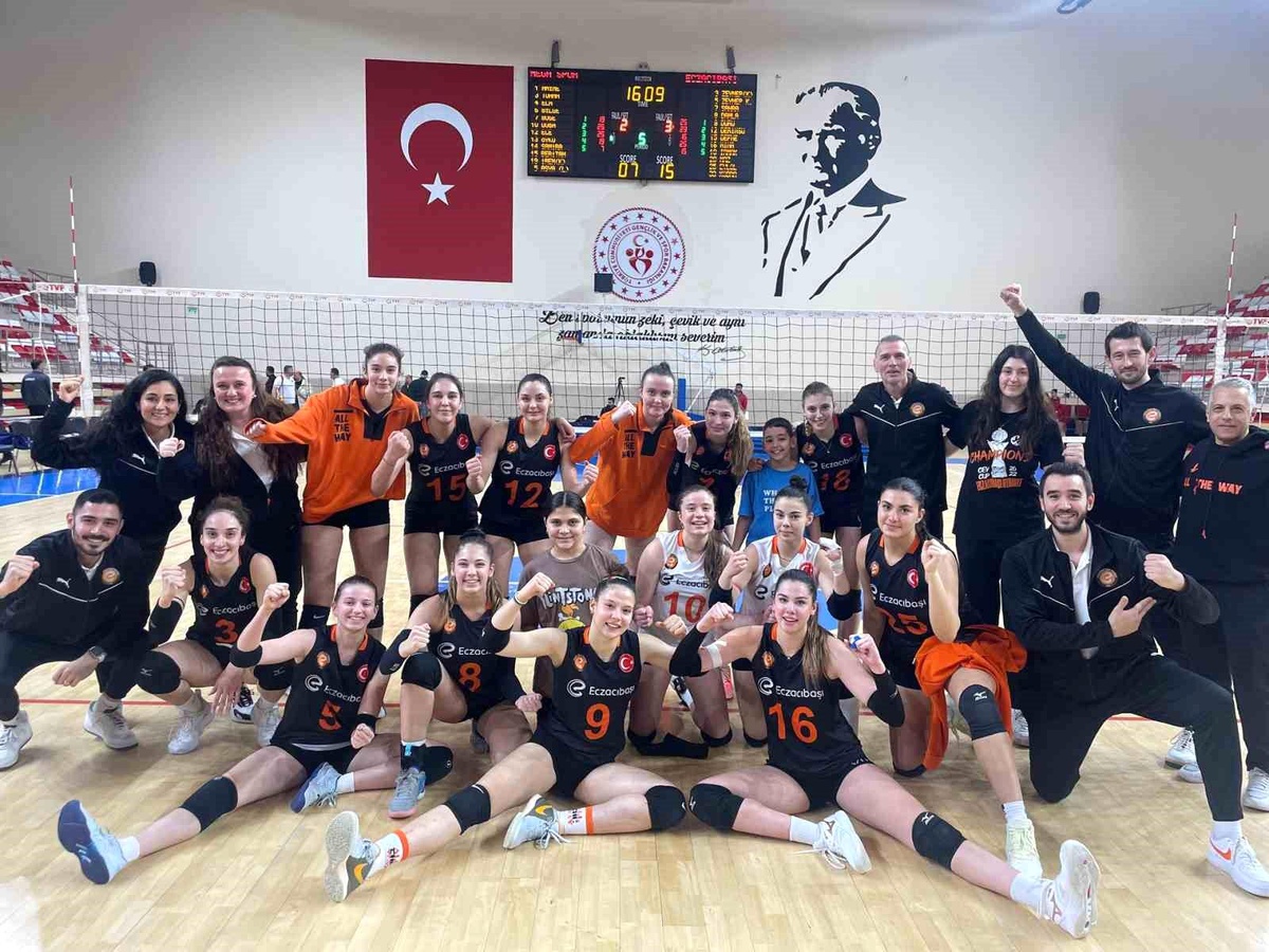 Eczacıbaşı 2. Lig Kadın Voleybol Takımı Yarı Final Müsabakalarına Çıkacak