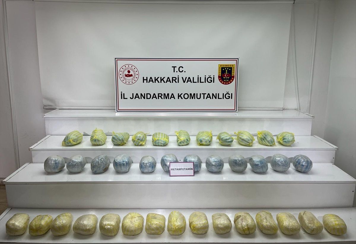 Yüksekova\'da yapılan operasyonda 40 kilo 556 gram sentetik uyuşturucu bulundu