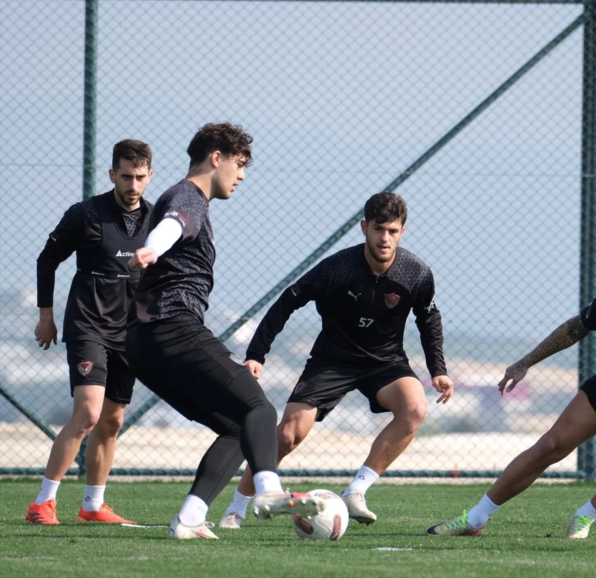 Atakaş Hatayspor, TÜMOSAN Konyaspor maçı için hazırlıklarını tamamladı