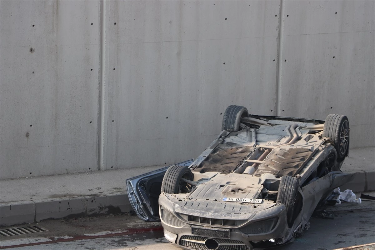 Kahramanmaraş\'ta Kontrolden Çıkan Otomobil Kazası: 1 Ölü, 1 Yaralı
