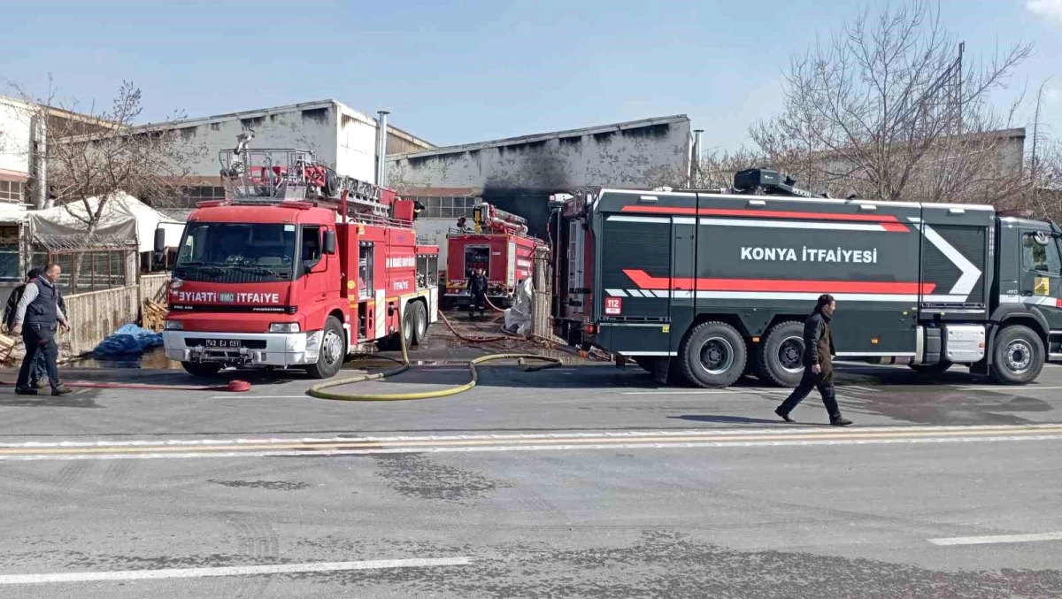 Konya\'da Sanayi Sitesinde İş Yerinde Çıkan Yangın Kısa Sürede Söndürüldü