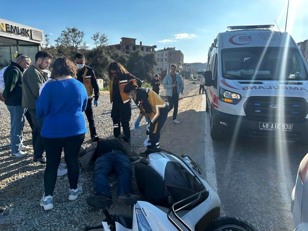 Muğla\'nın Milas ilçesinde otomobil ile motosiklet çarpışması: 1 yaralı