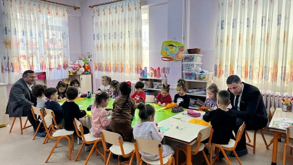 Ankara Kaymakamı, Nallıhan\'daki okulları ziyaret etti