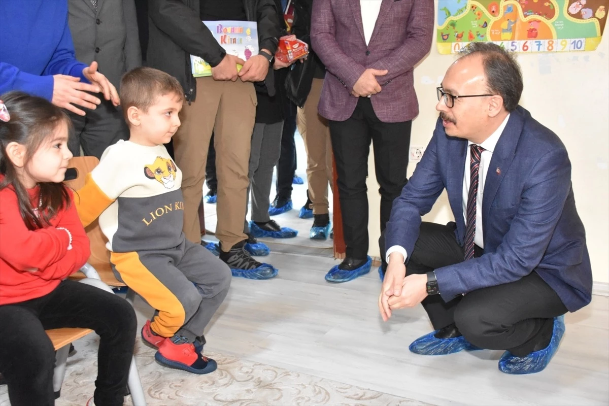 Siirt Valisi ve Belediye Başkan Vekili Kemal Kızılkaya, eğitim kurumunu ziyaret etti