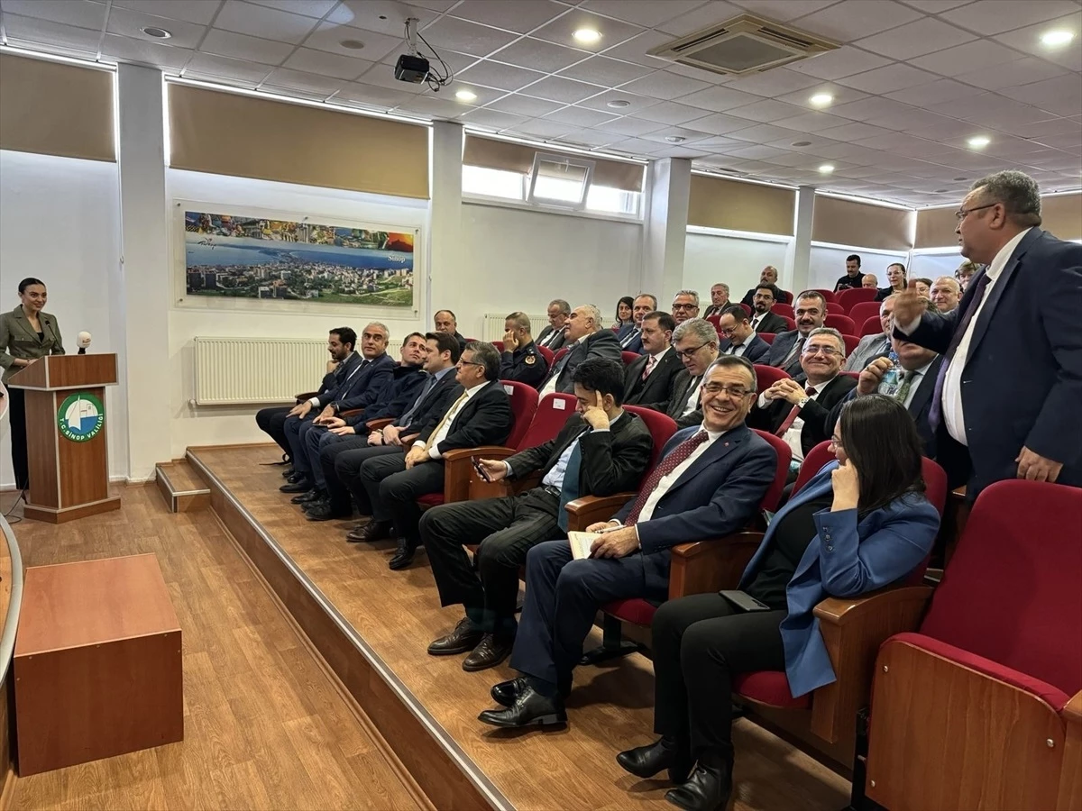 Sinop\'ta Liderlik Eğitimi Programı Düzenlendi