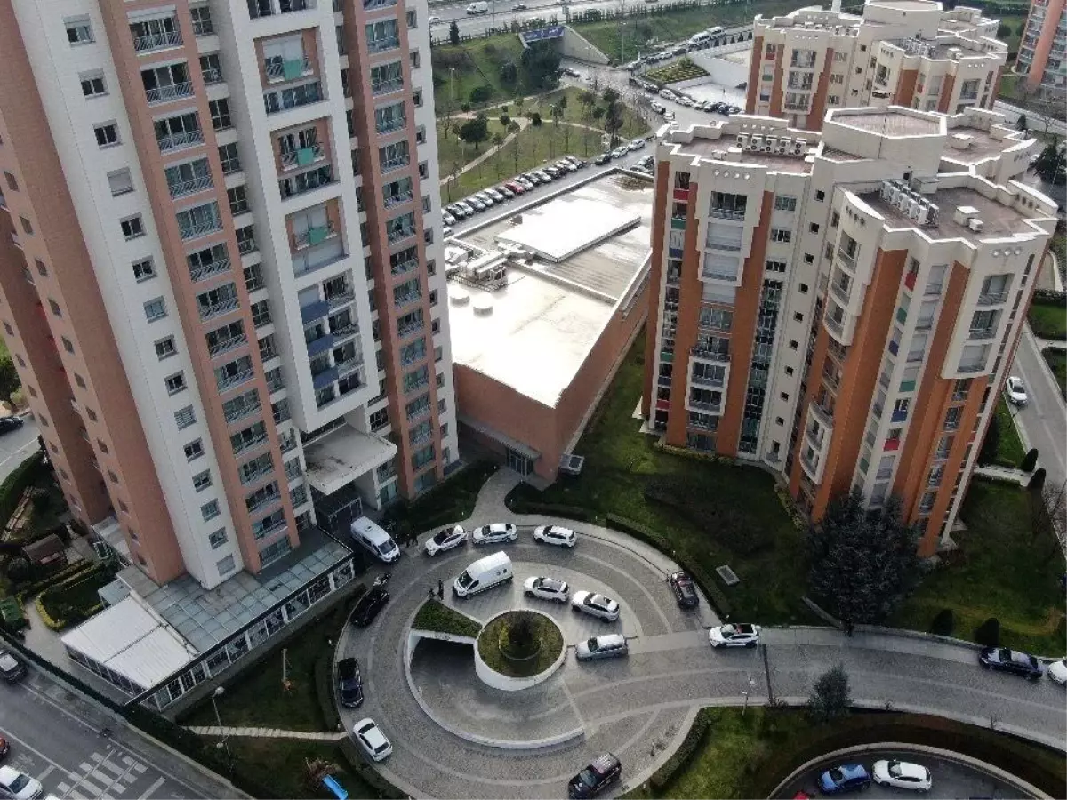 Ümraniye\'de Silahlı Saldırı: 3 Kişi Öldü