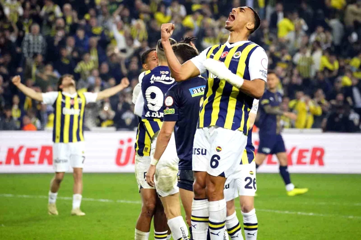 Fenerbahçe\'nin Djiku\'su cezalı duruma düştü