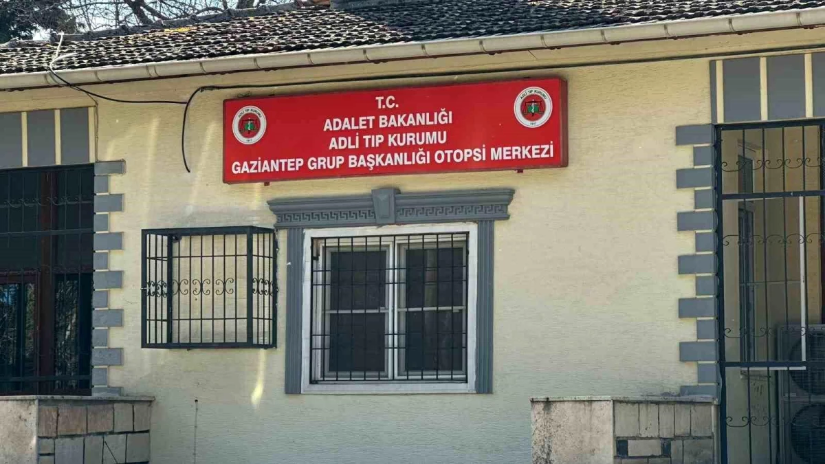 Gaziantep\'te hayvancılık yapan 46 yaşındaki Mehmet Koçyiğit çiftliğinde ağır yaralandı ve hayatını kaybetti