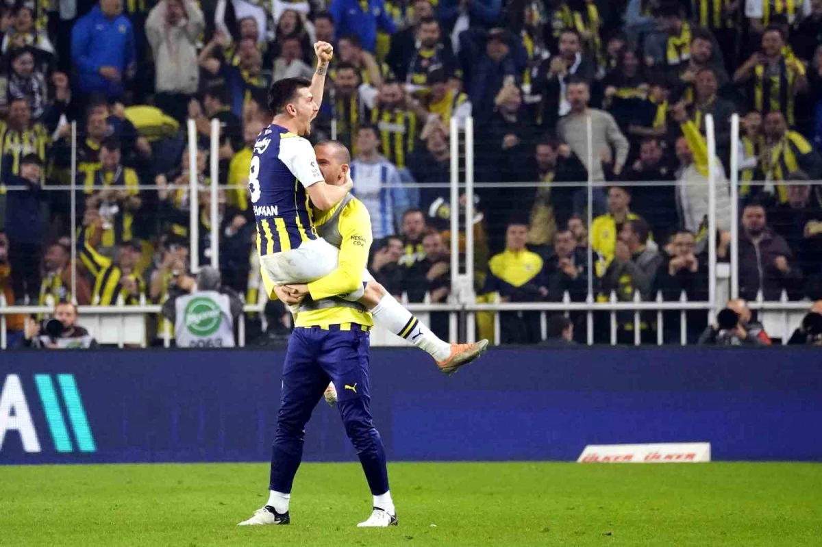 Fenerbahçe, Kasımpaşa\'yı 2-1 mağlup ederek galibiyet serisini sürdürdü
