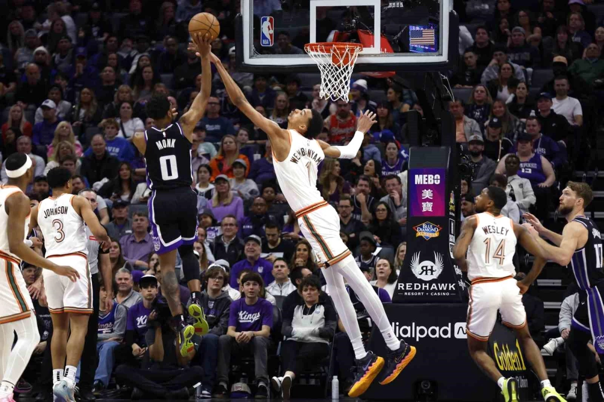 Houston Rockets, Phoenix Suns\'u mağlup etti
