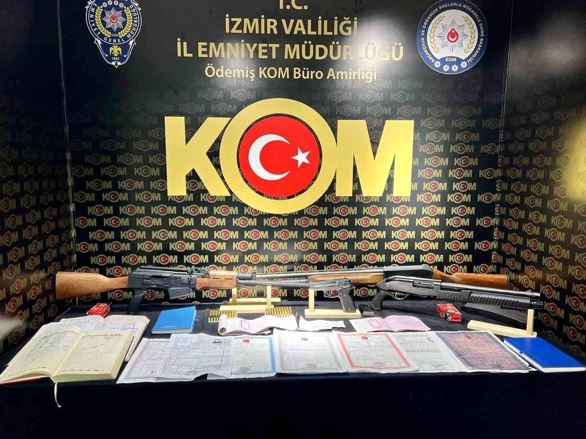 İzmir\'de Haksız Kazanç İddiasıyla Operasyon: 5 Şüpheli Gözaltına Alındı