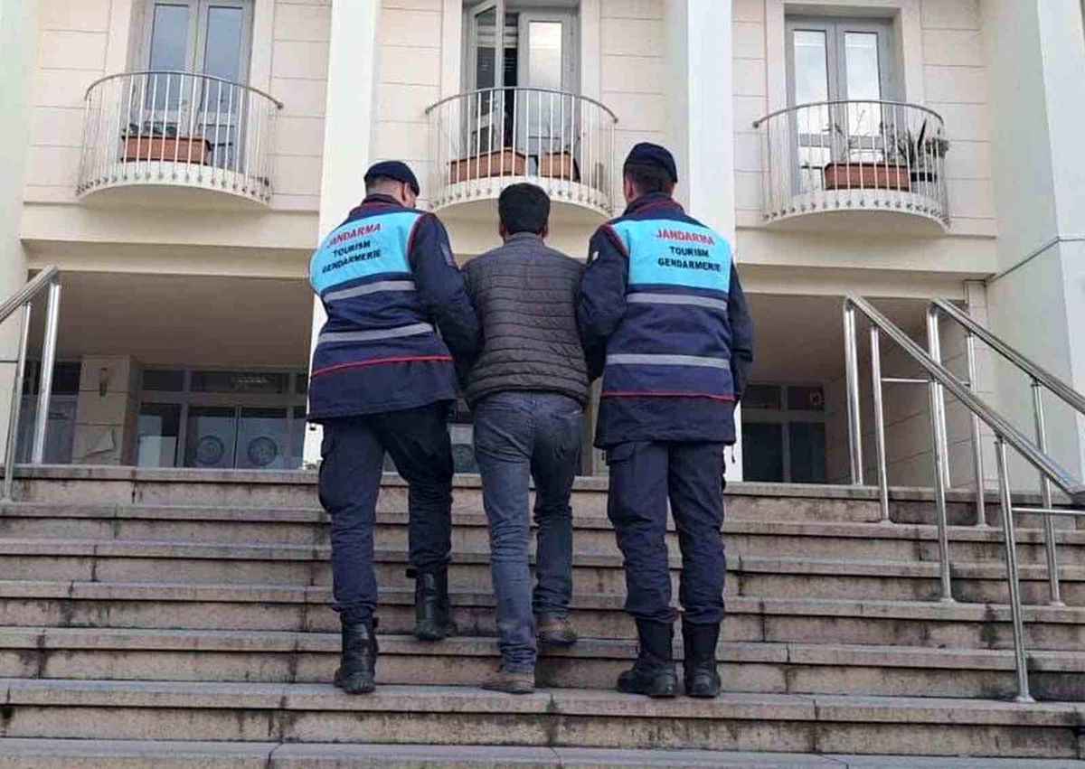Muğla İl Jandarma Komutanlığı Uygulamasında 47 Kişi Yakalandı