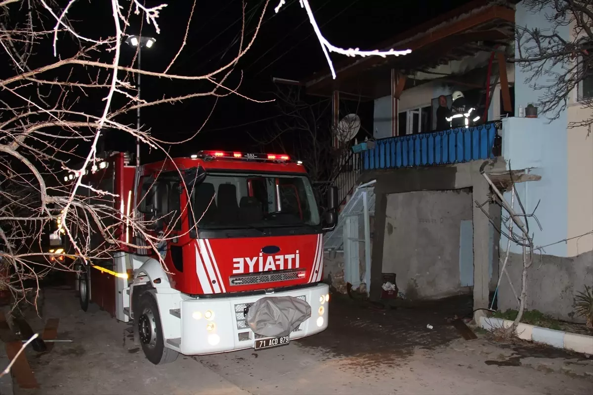 Kırıkkale\'de çıkan yangın müstakil evde hasara yol açtı