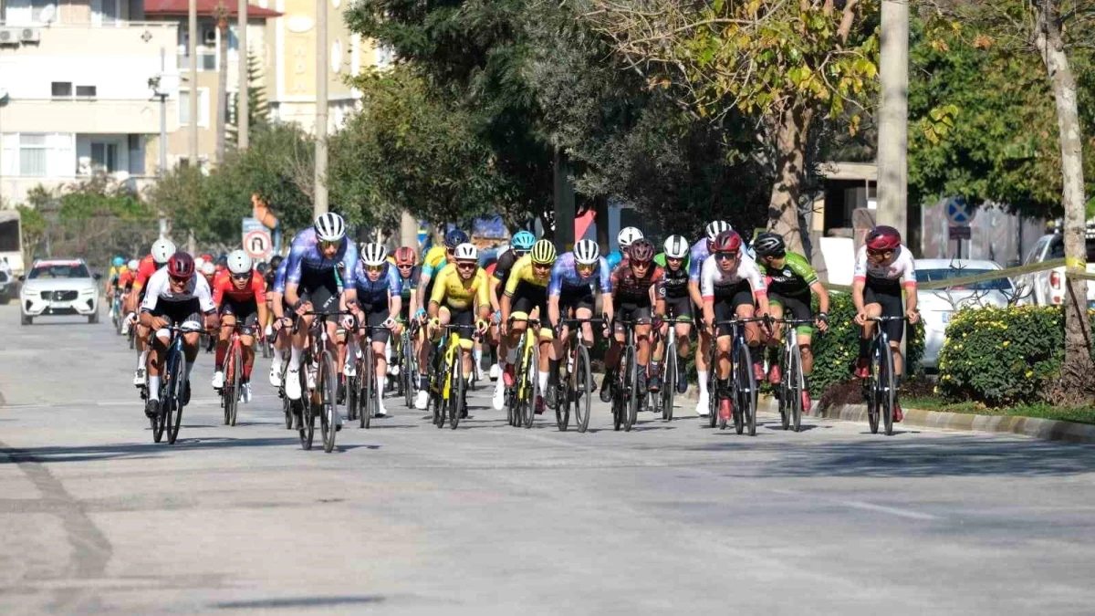 CRI Türkiye Uluslararası Bisiklet Yarış Serisi Alanya\'da devam ediyor