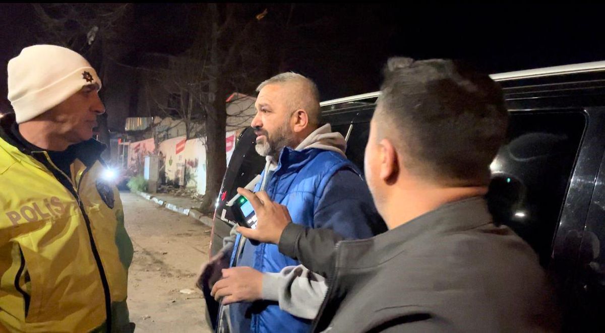 Bursa\'da Alkollü Sürücü Polis Ekiplerinden Kaçtı