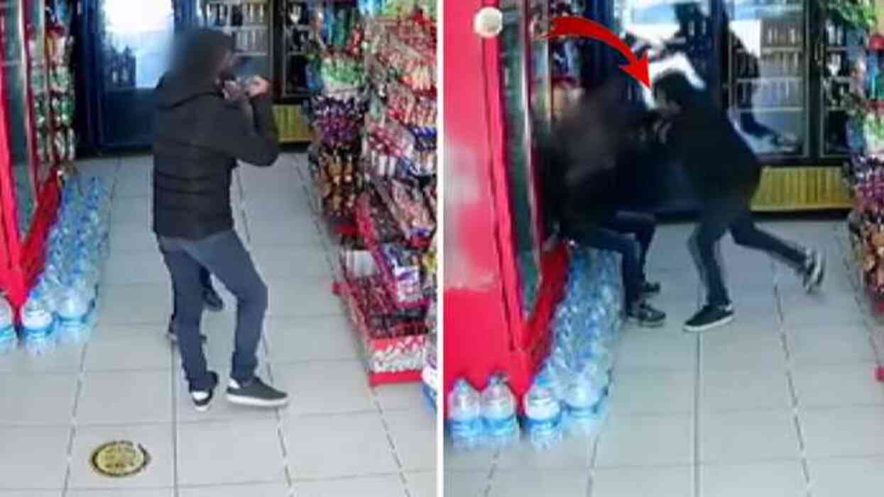 Saldırı anı güvenlik kamerasında! Bakkala soda almaya giden küçük çocuk, defalarca yumruklandı Saldırı anı güvenlik kamerasında! Bakkala soda almaya giden küçük çocuk, defalarca yumruklandı