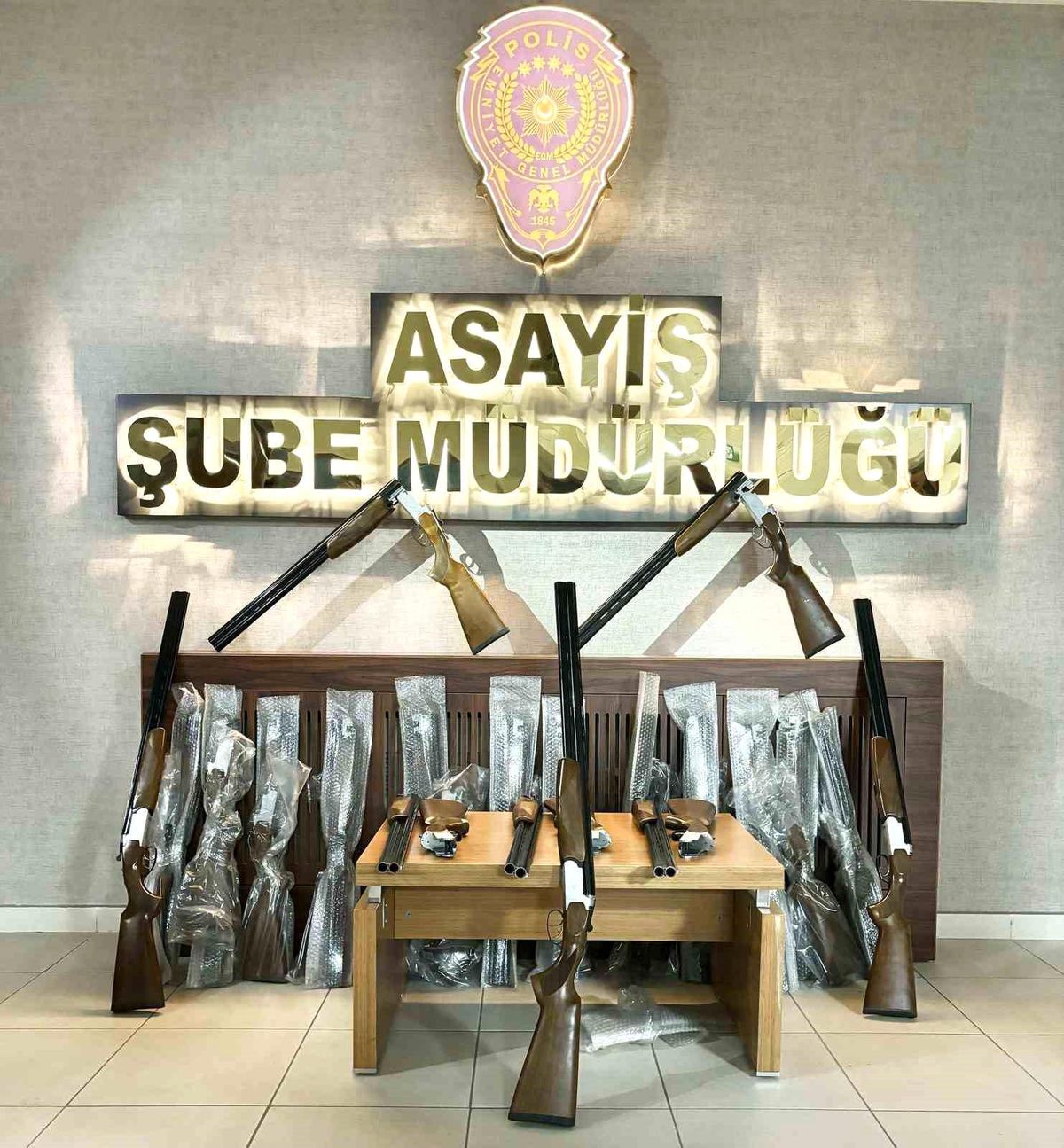 Düzce\'de Silah İmalathanesine Hırsızlık
