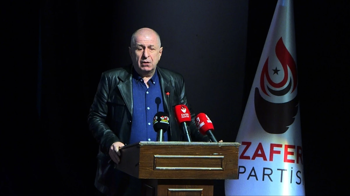 Zafer Partisi Genel Başkanı Ümit Özdağ, Antalya\'da belediye başkan adaylarını tanıttı